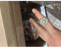 Boucheron кольцо с бриллиантом 