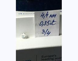 Бриллианты натуральные природные 4.4+мм 0,35кт