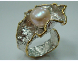 Кольцо серебряное с жемчужиной