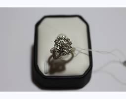 Золотое кольцо с бриллиантами в ретро стиле Арт-Деко