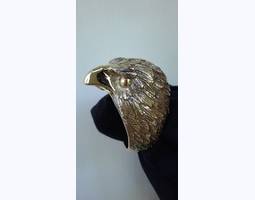 Золотий перстень у вигляді орла