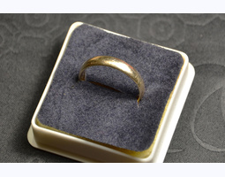 кольцо золото 750